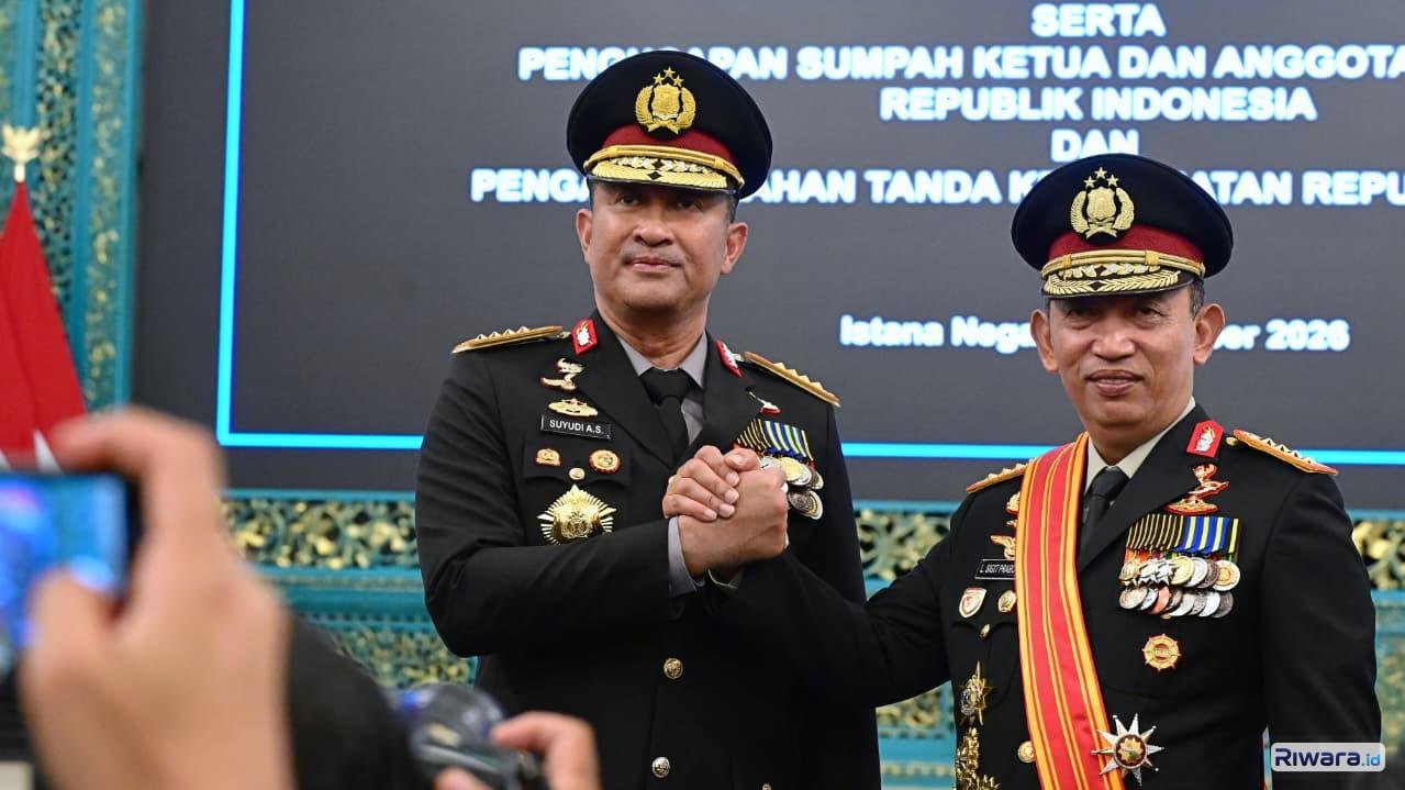 Jenderal Pol Suyudi Ario Seto dan Jenderal Pol Listyo Sigit Prabowo